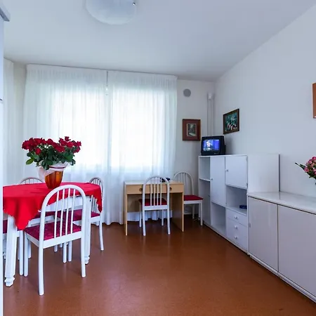 Lucilla Apartament