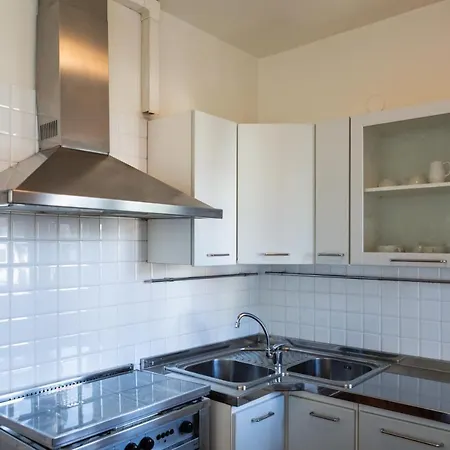 Lucilla דירה ליגננו סביאדורו